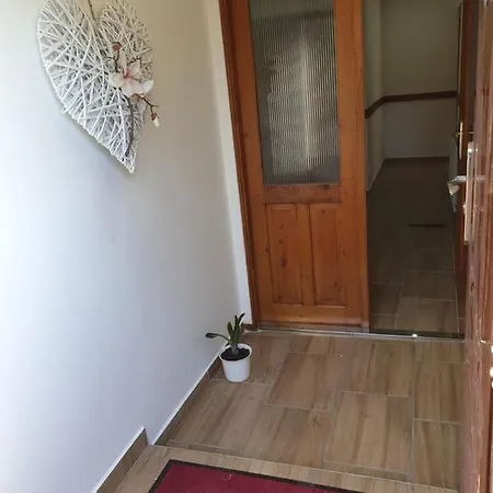 Apartamento Gesztenye Urkut